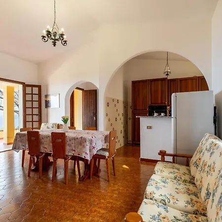 Belocations - Miramare Holiday home *