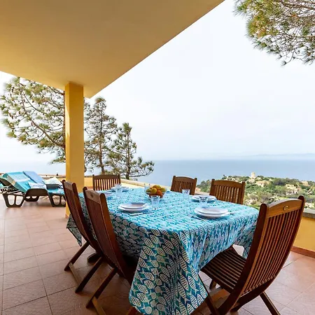Belocations - Miramare Holiday home Torre delle Stelle